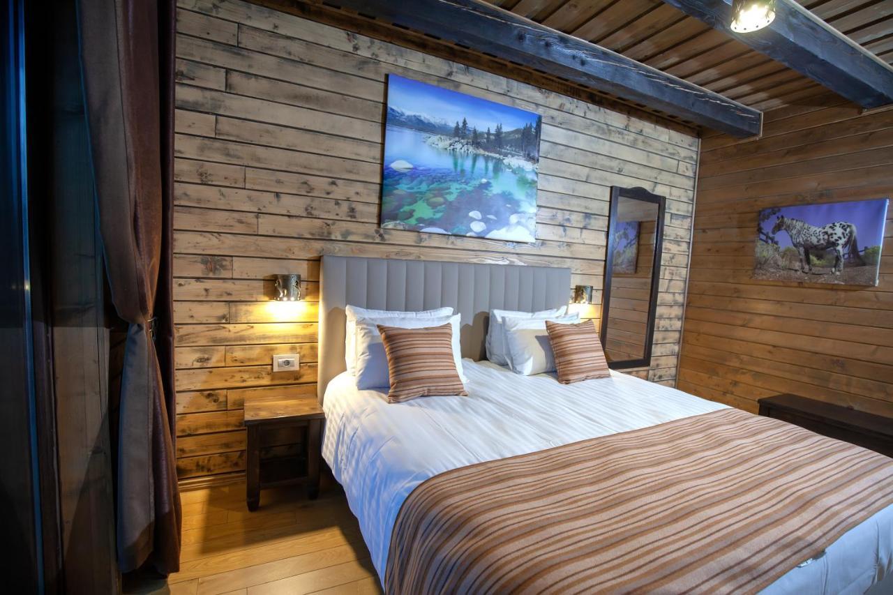 Maggie'S Ranch Hotel Rîşnov Buitenkant foto