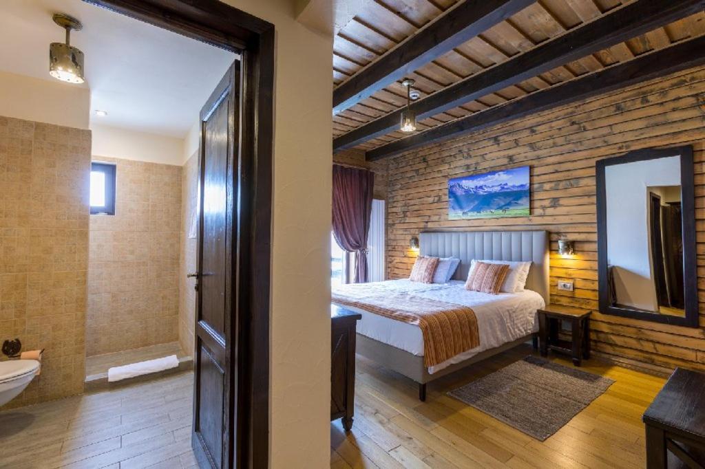 Maggie'S Ranch Hotel Rîşnov Buitenkant foto