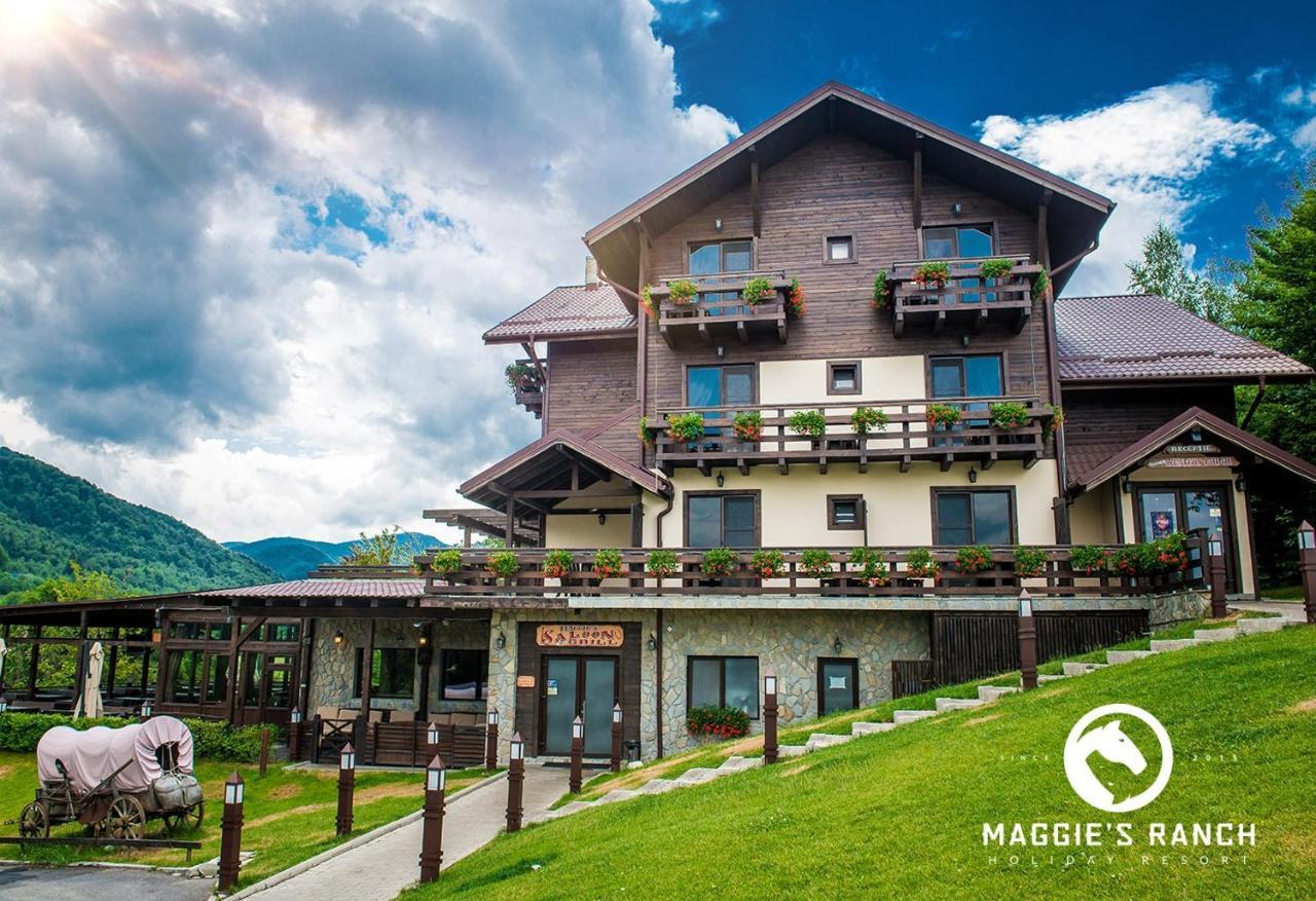 Maggie'S Ranch Hotel Rîşnov Buitenkant foto